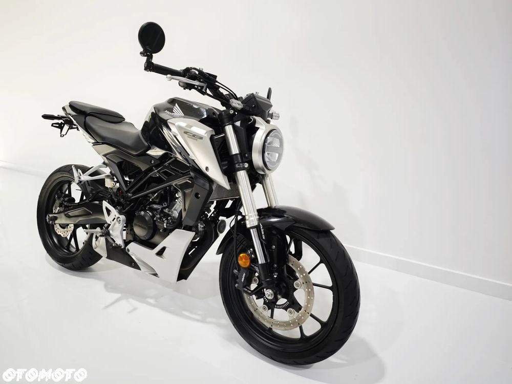 Honda CB - 3