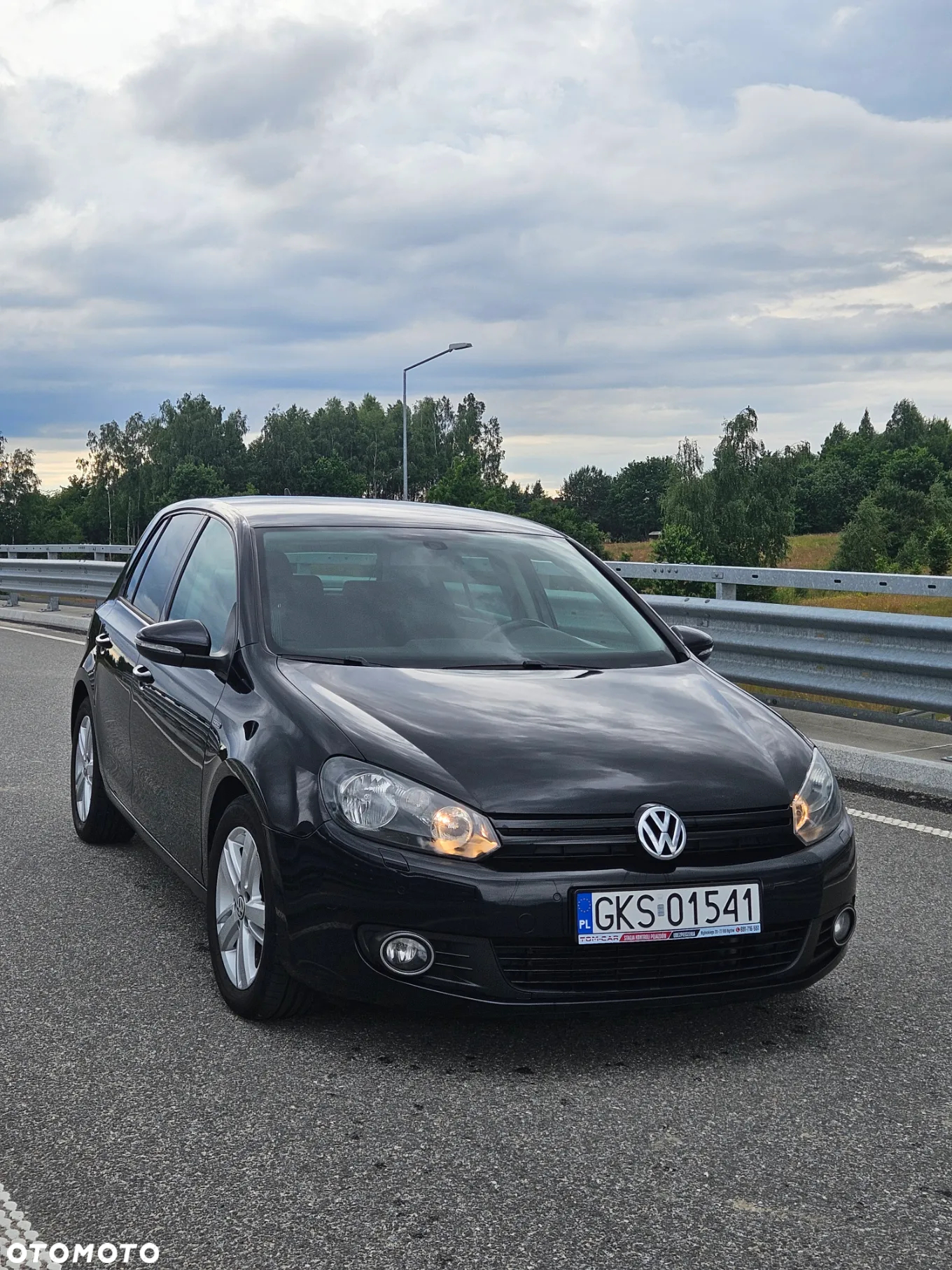 Volkswagen Golf - 2