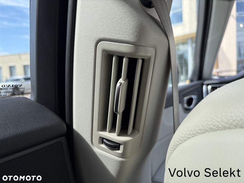 Volvo XC 60 - 21