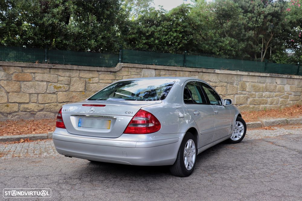 Mercedes-Benz E 200 CDI Auto Classic - 16