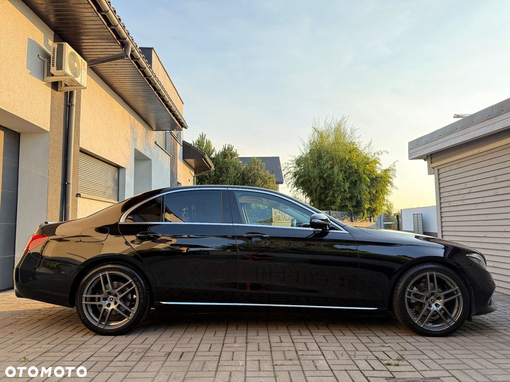 Mercedes-Benz Klasa E 200 d T 9G-TRONIC Exclusive - 4