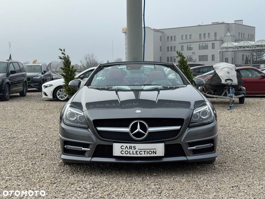 Mercedes-Benz SLK 300 9G-TRONIC - 22
