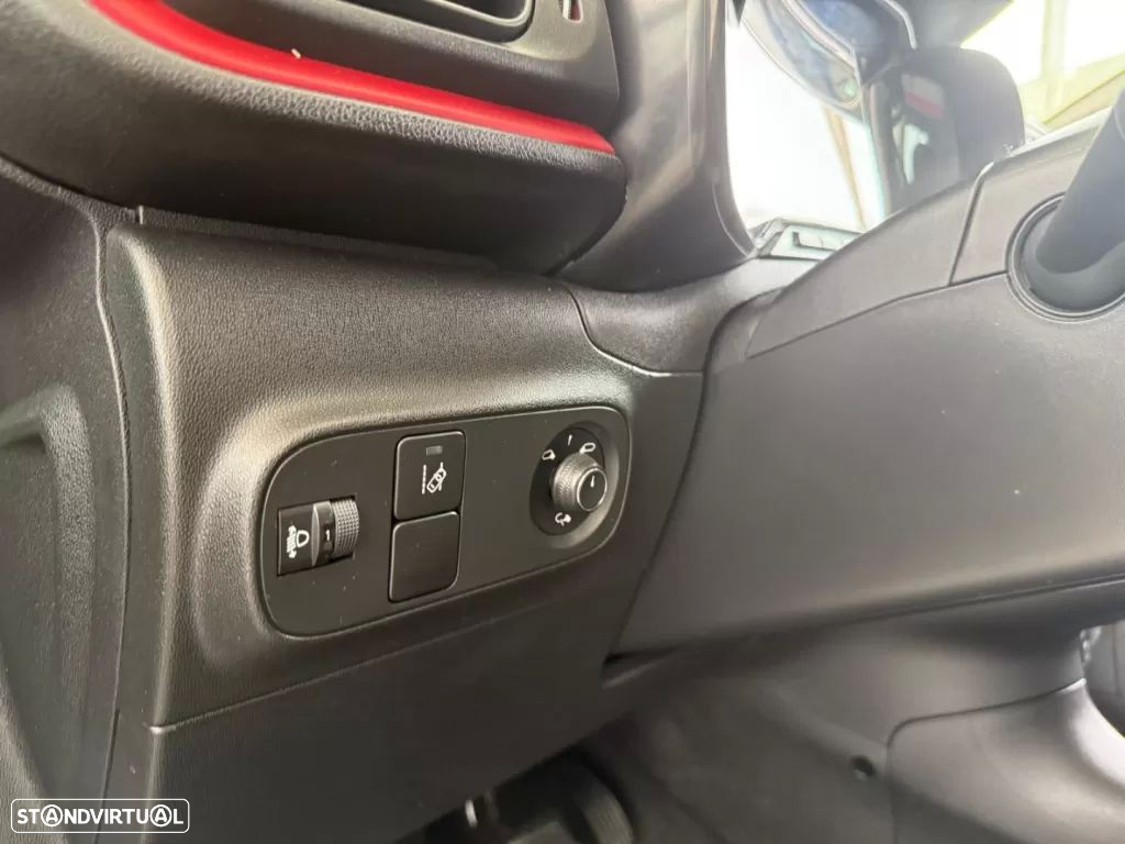 Citroën C3 1.2 PureTech Shine - 14