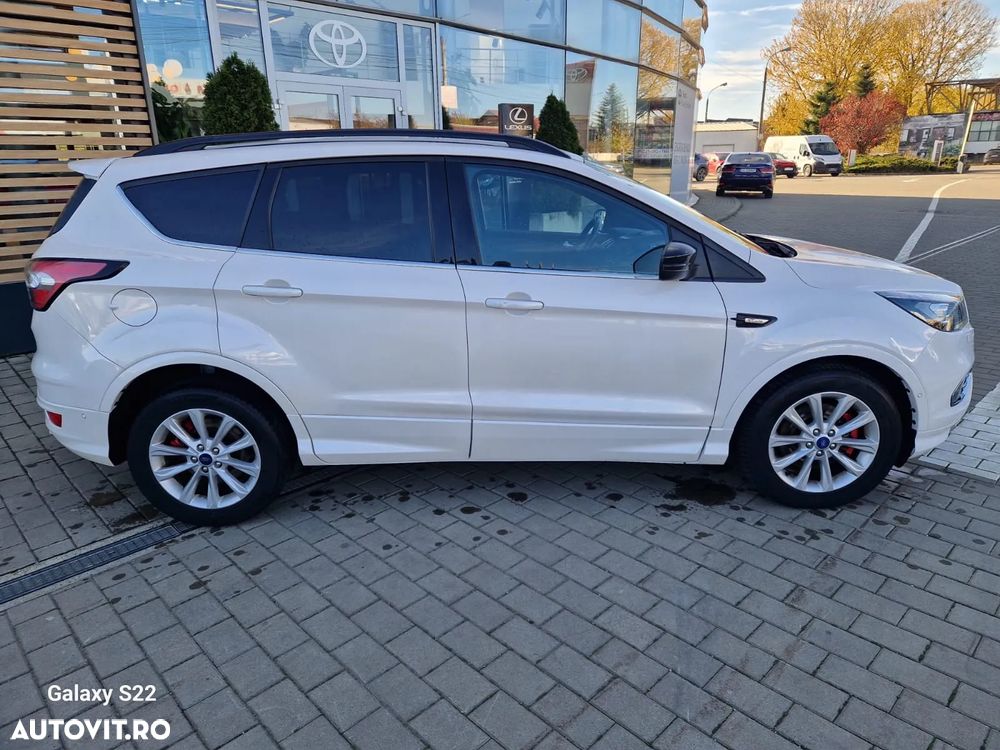 Ford Kuga 2.0 TDCi 4x4 Aut. ST-Line - 8