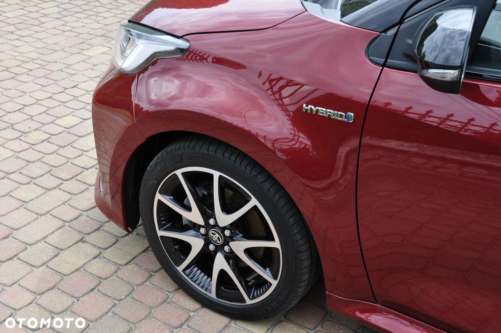 Toyota Yaris 1.5 VVT-i Selection - 11