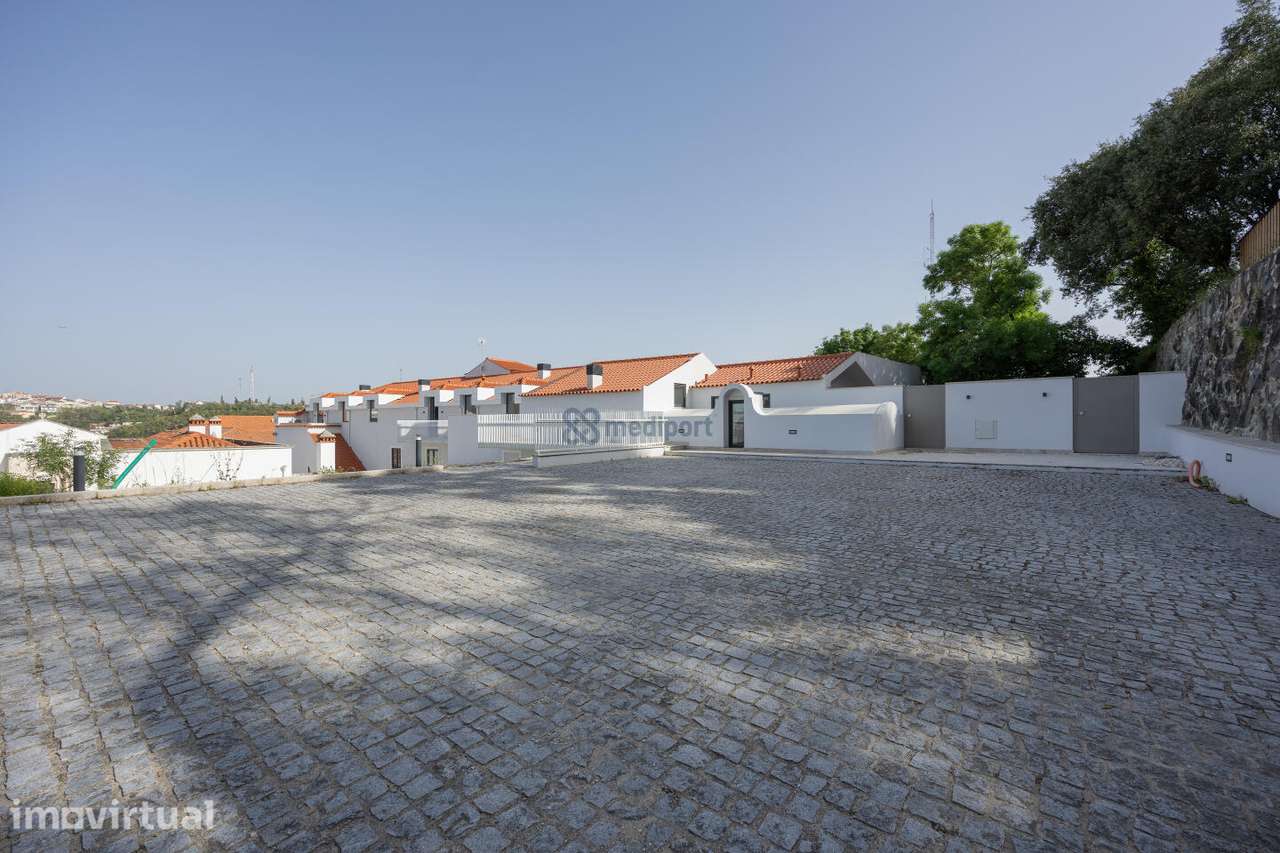 APARTAMENTO T3 JUNTO AO CASTELO LEIRIA - FACÇÃO E - Grande imagem: 3/50