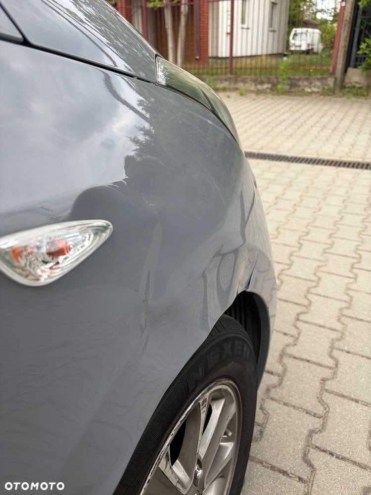 Hyundai i10 1.0 - 12