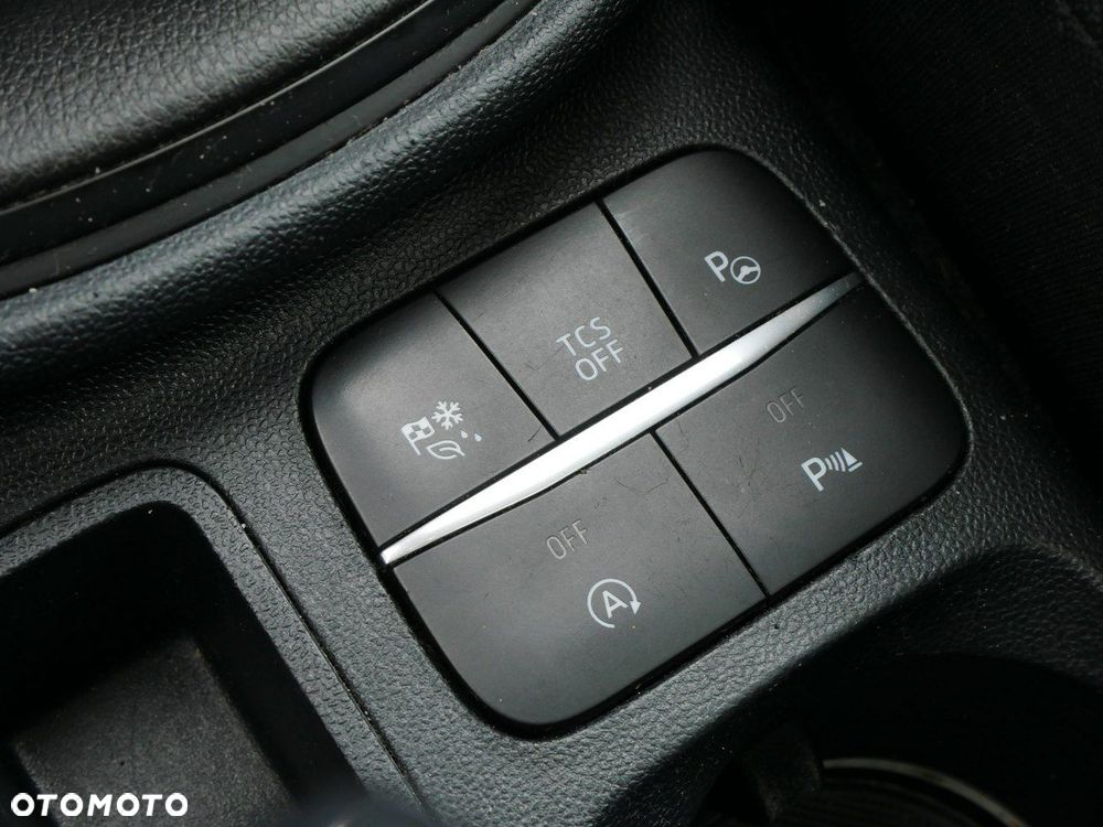 Ford Fiesta - 32