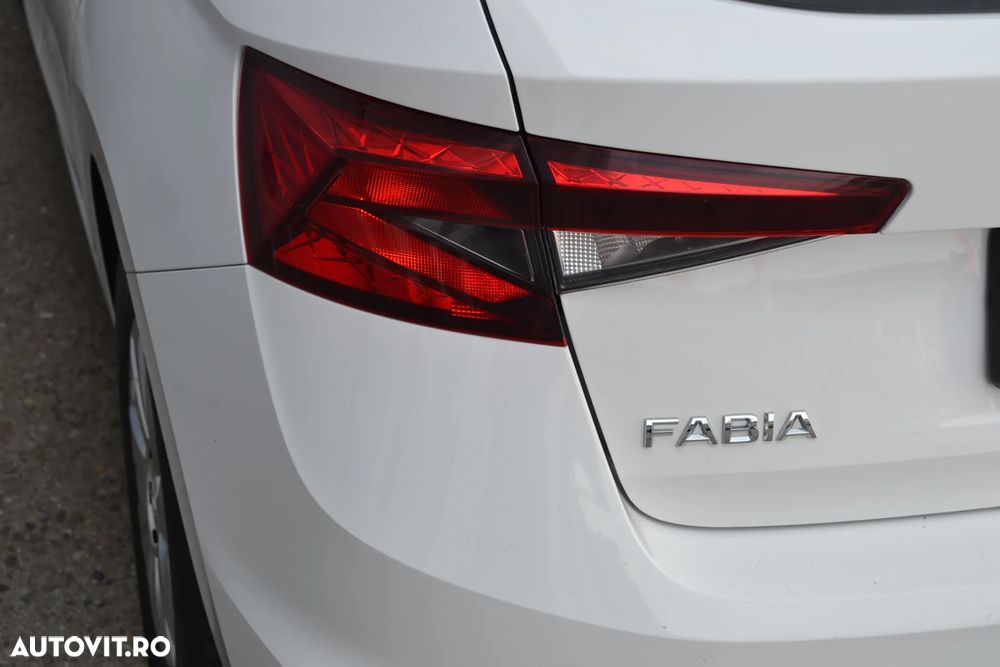 Skoda Fabia 1.0 TSI 95 CP Ambition - 34