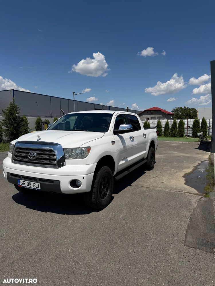 Toyota Tundra - 3