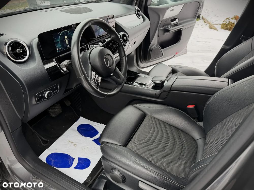 Mercedes-Benz Klasa B 180 7G-DCT Progressive - 27