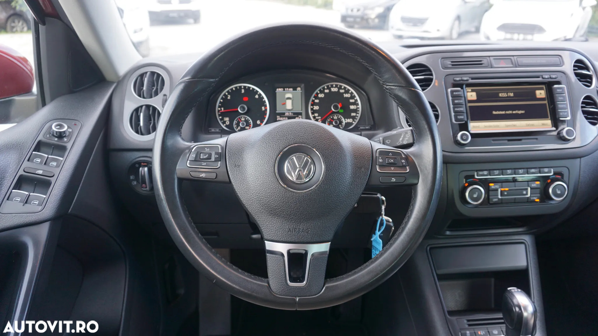 Volkswagen Tiguan 2.0 TDI DPF 4Motion BlueMotion Technology DSG Exclusive - 15
