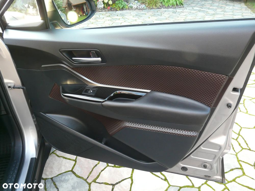 Toyota C-HR 1.2 T Prestige - 11