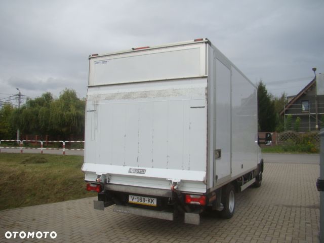 Iveco DAYLY 50/35 C 17 3.0TDI KONTENER WINDA 1000KG 3.5T DMC 4.30M - 5