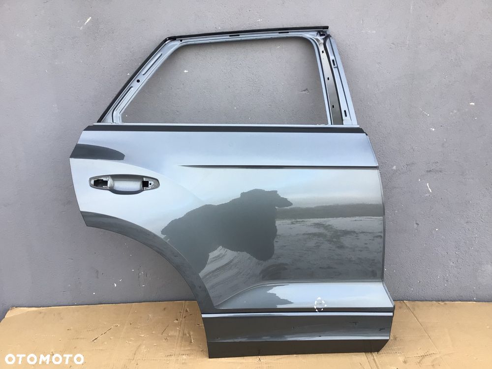 Drzwi tylne prawe VW T-roc 2GA
