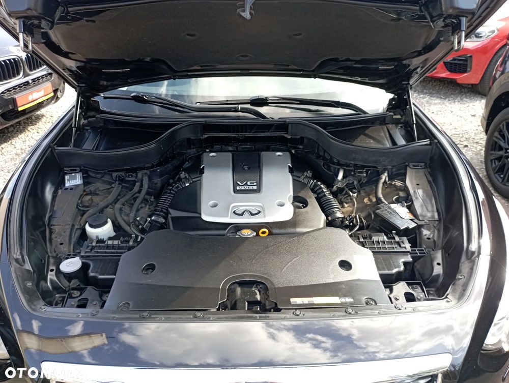 Infiniti QX70 3.7 S Premium EU6 - 31