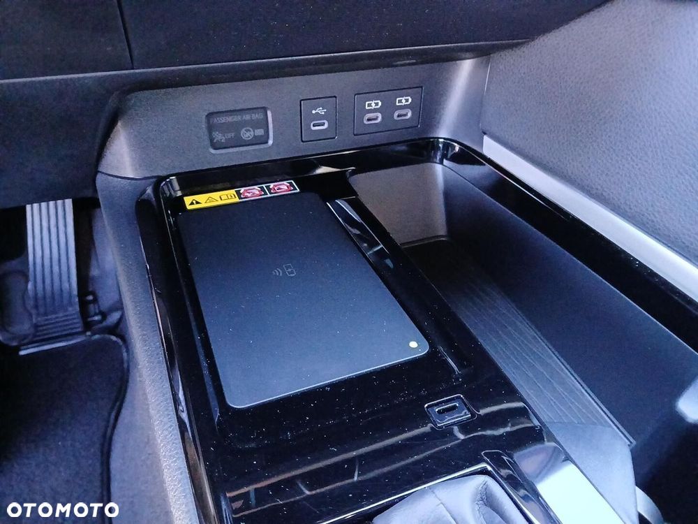 Toyota Camry - 31
