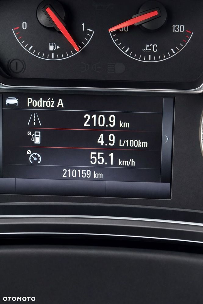 Opel Insignia - 10