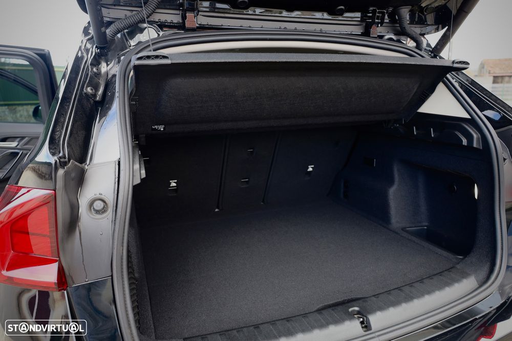 BMW X1 xDrive25e - 21