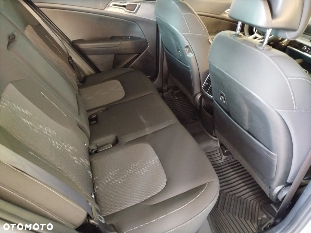 Kia Sportage 1.6 T-GDI L 4WD DCT - 26