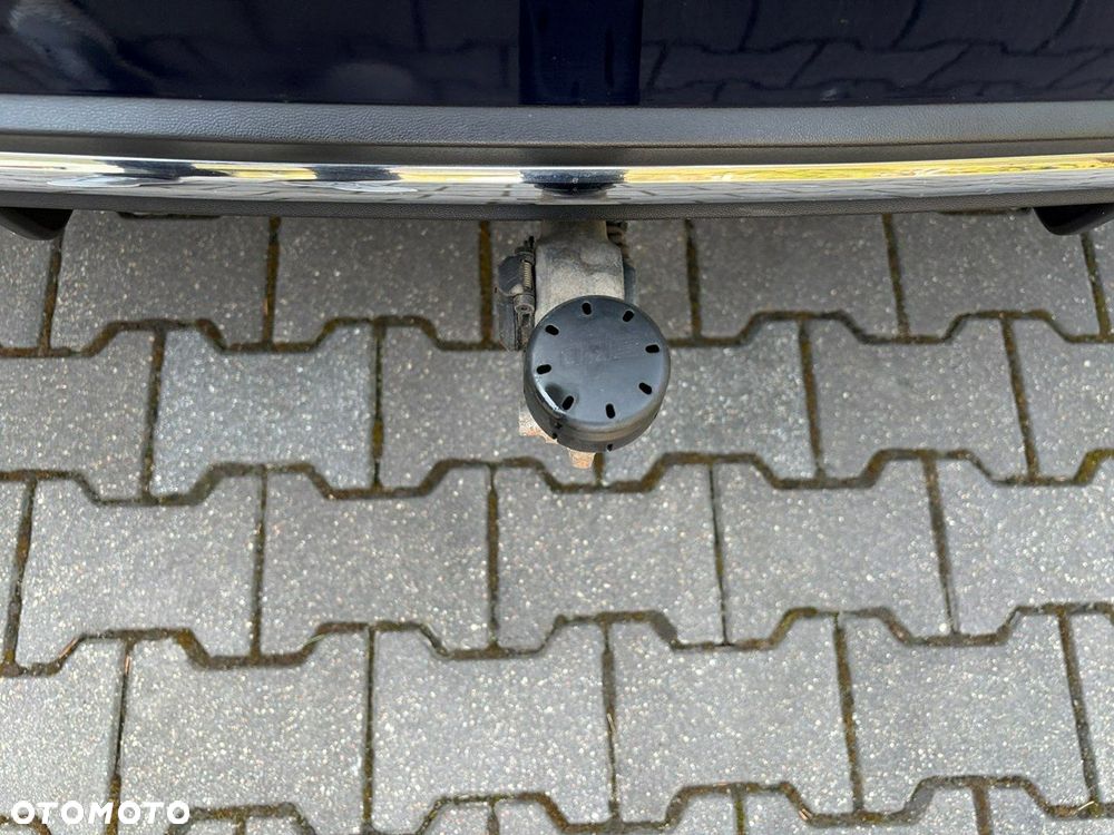 Mercedes-Benz GLC 220 d 4Matic 9G-TRONIC AMG Line - 34