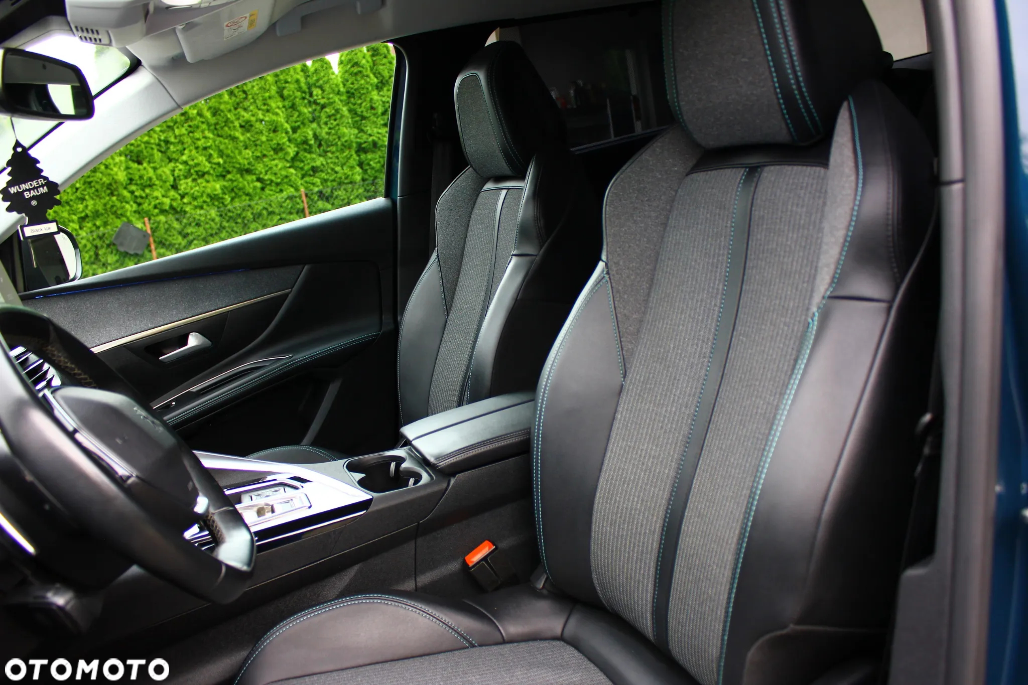 Peugeot 5008 1.5 BlueHDi Allure S&S EAT8 - 25