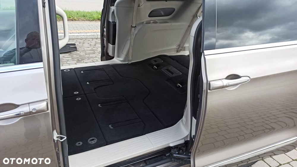 Chrysler Pacifica - 22