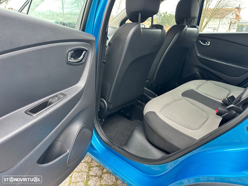 Renault Captur dCi 90 EDC Dynamique - 22