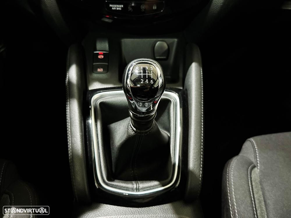 Nissan Qashqai 1.3 DIG-T MHEV Premiere Edition - 47