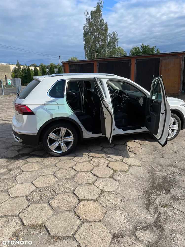 Volkswagen Tiguan 2.0 TDI SCR 4Mot Elegance DSG - 2