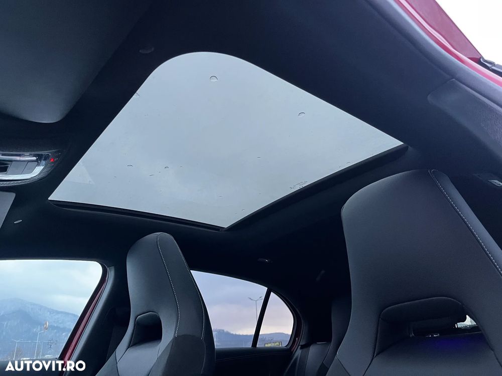 Mercedes-Benz A 250 e 8G-DCT - 14