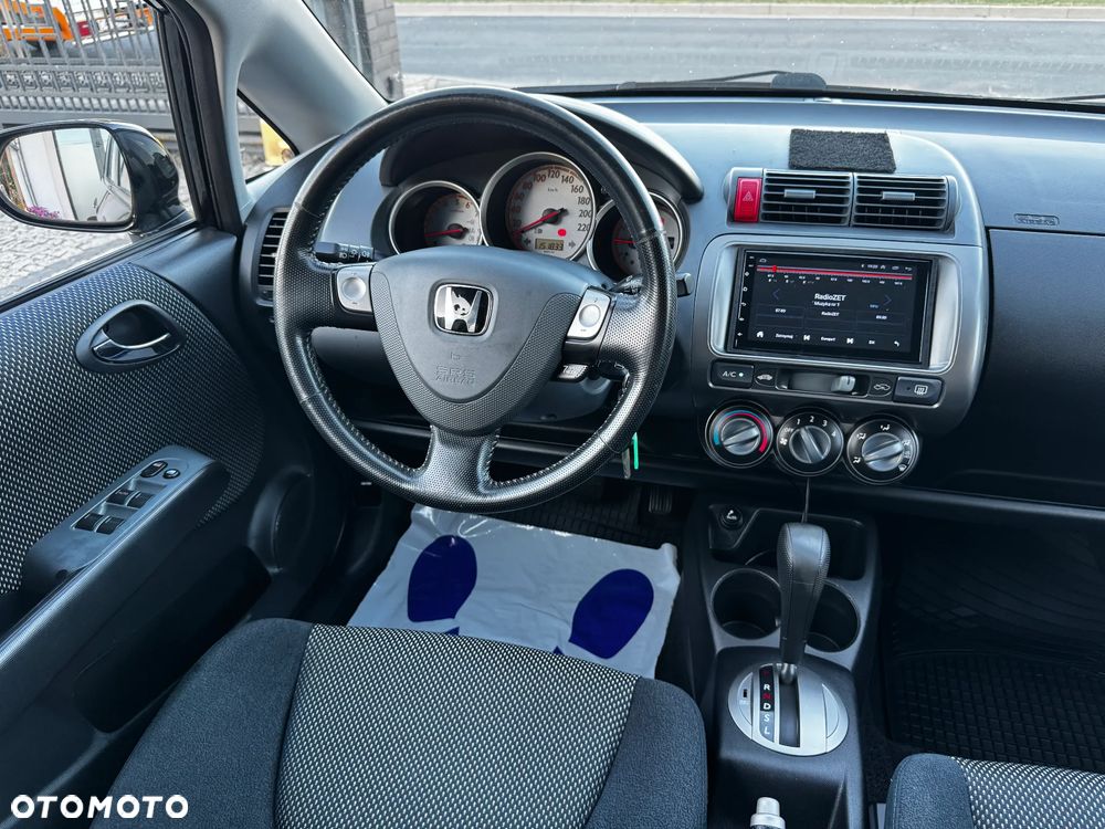 Honda Jazz 1.4 CVT ES Sport - 16