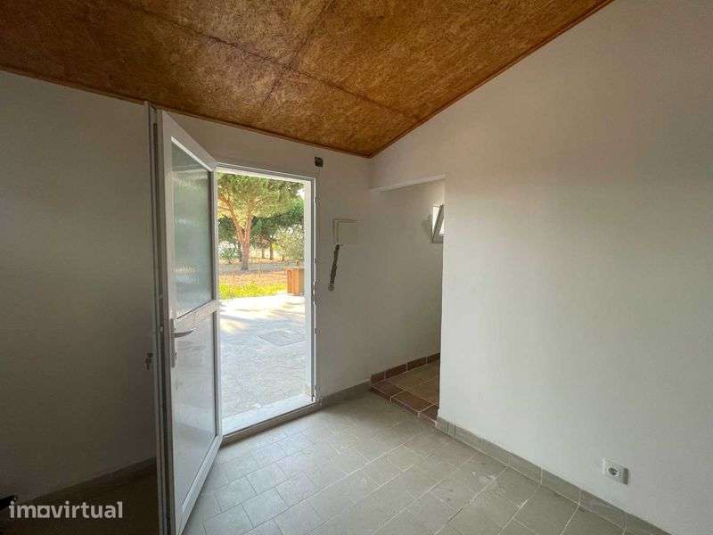 Casa térrea a estrear (T1) para arrendar Pinhal Novo - Grande imagem: 3/6
