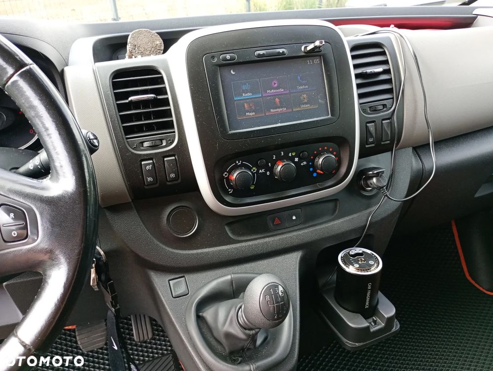 Renault Trafic 1.6 dCi - 11