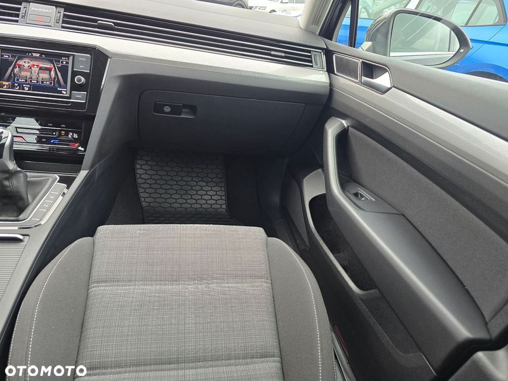 Volkswagen Passat 2022