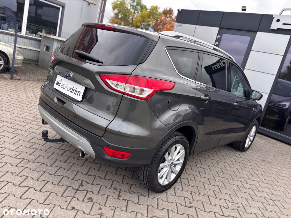 Ford Kuga 2.0 TDCi 2x4 Titanium - 15