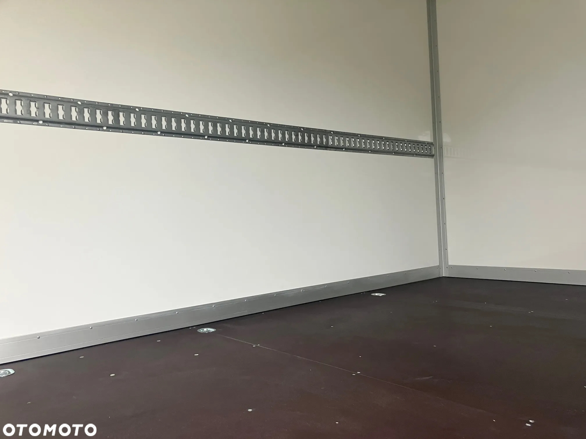 Iveco 3.0 Daily 35C18 kontener winda 750kg - 22