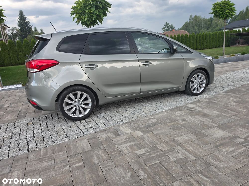 Kia Carens 1.7 CRDi 115 Dream-Team Edition - 3