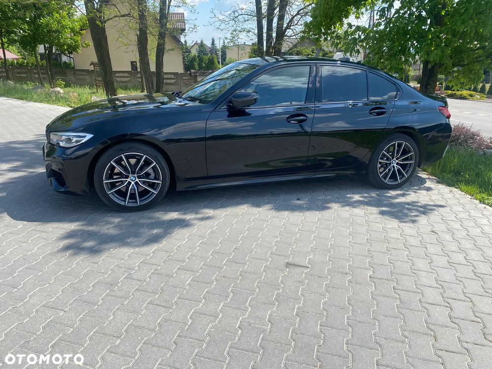 BMW Seria 3 330i M Sport - 4