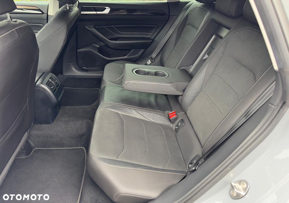 Volkswagen Arteon 2.0 TDI Elegance DSG - 34