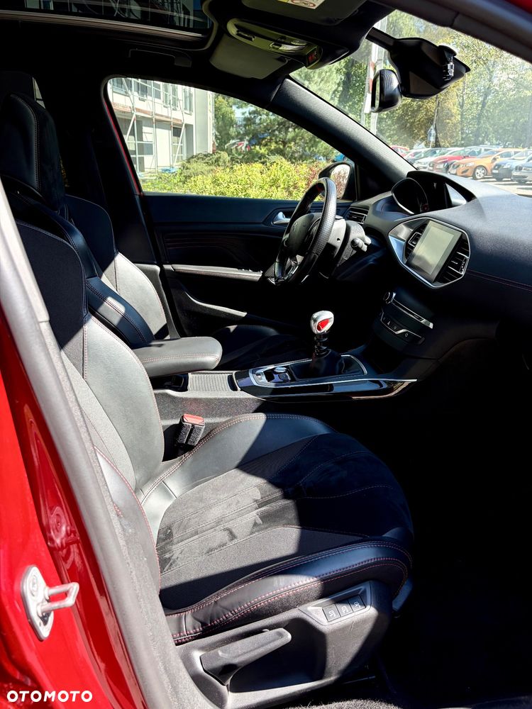 Peugeot 308 1.6 e-THP S&S GTi by Sport - 27