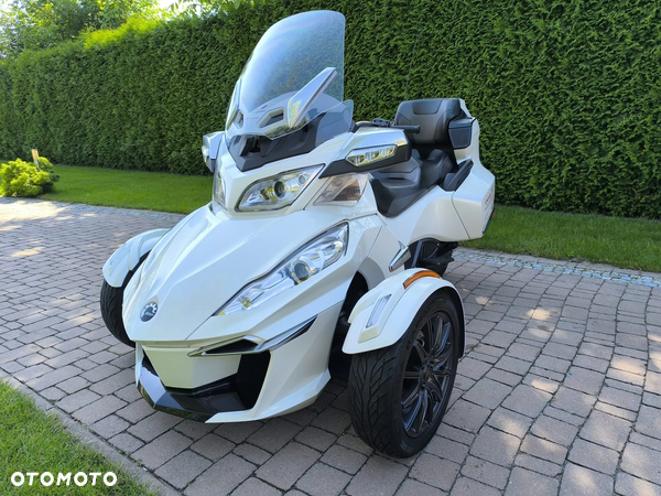 Can-Am Spyder