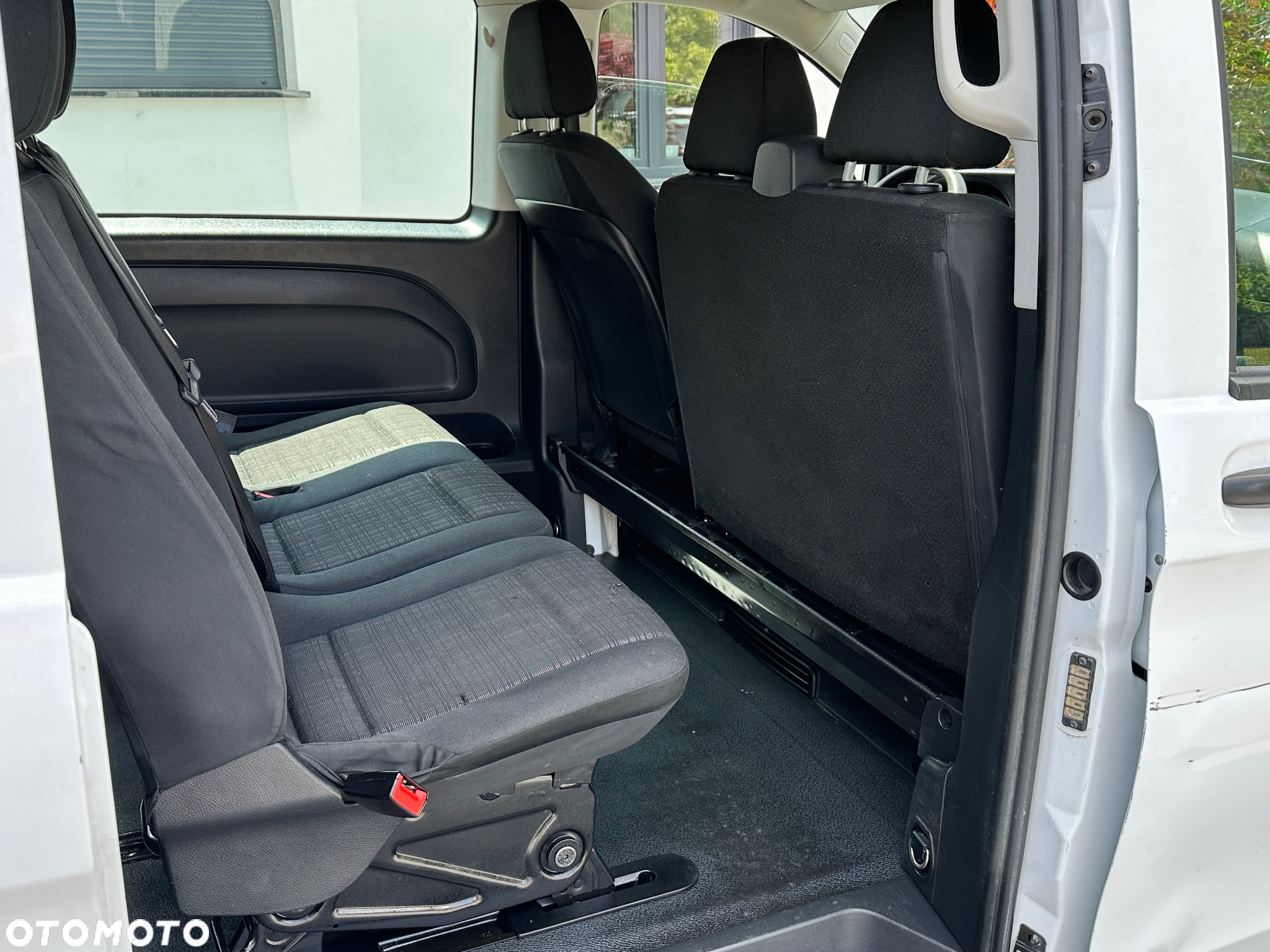 Mercedes-Benz Vito - 24