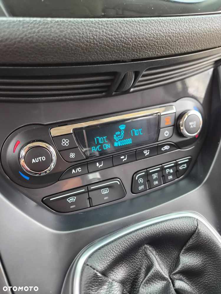 Ford Kuga 2.0 TDCi 4x4 Individual - 21