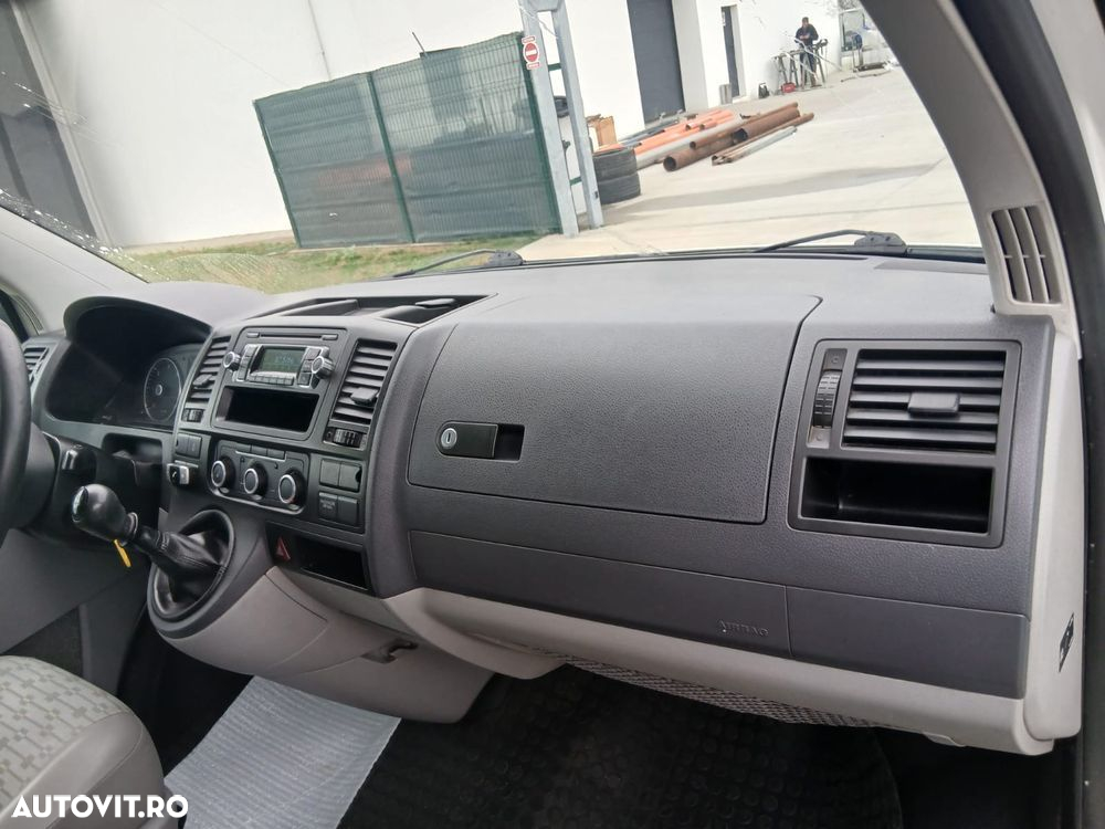 Volkswagen T5 - 8