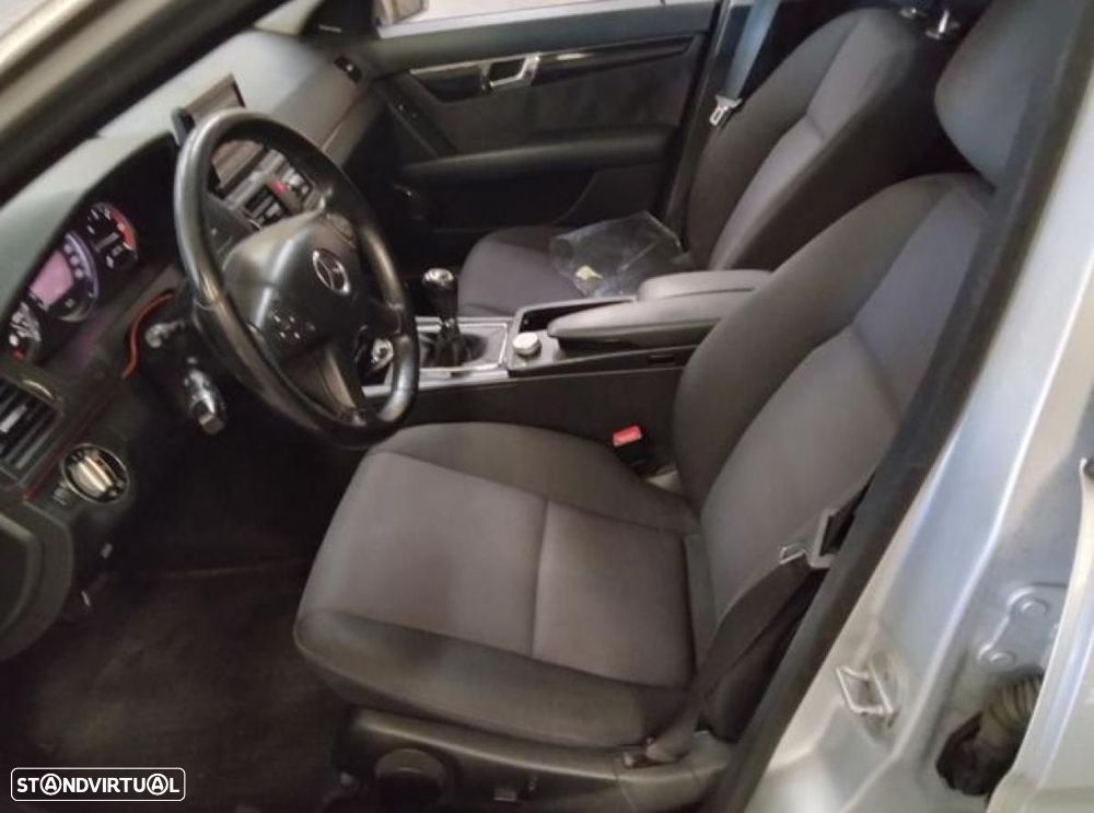 Mercedes-Benz C 220 - 4