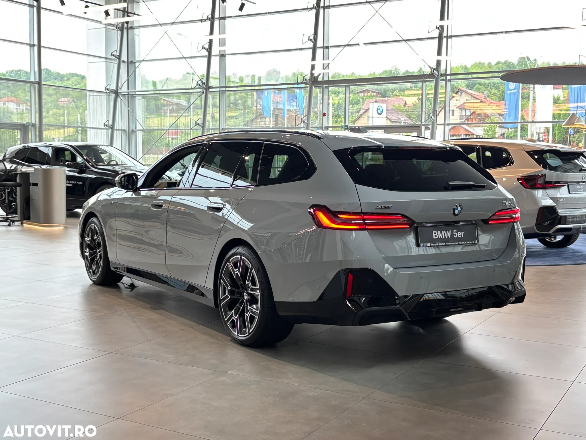 BMW Seria 5 520d xDrive AT MHEV - 2