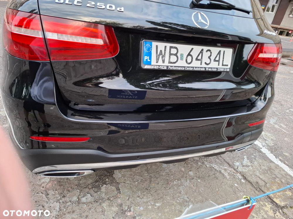 Mercedes-Benz GLC - 12