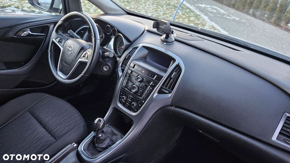 Opel Astra 1.4 T Enjoy - 24