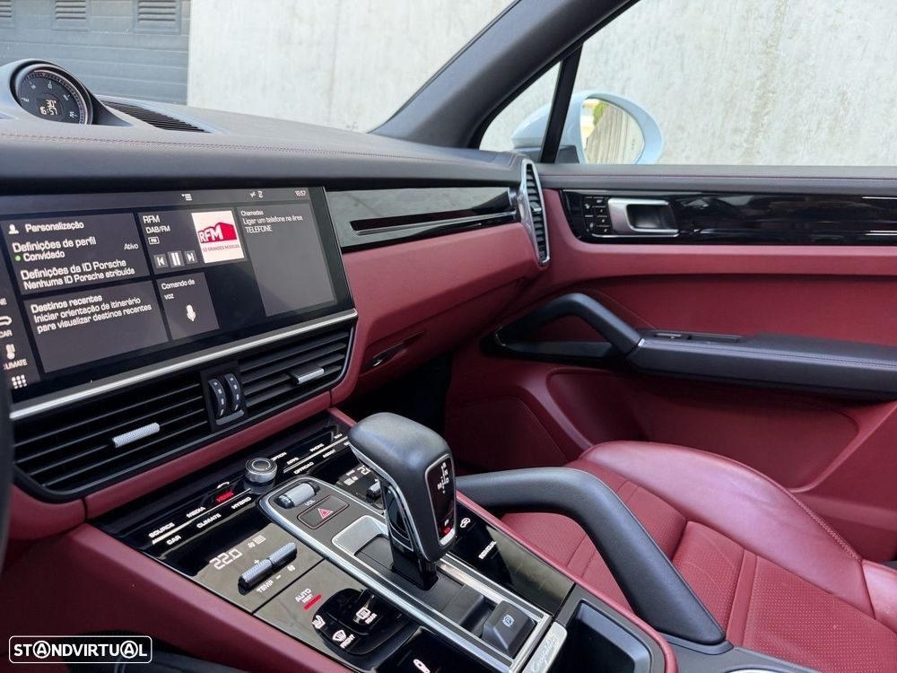 Porsche Cayenne E-Hybrid Platinum Edition - 13